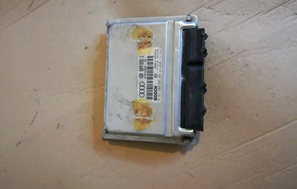 Audi A6 S6 C5 4B Engine control unit/module 4B0907552C