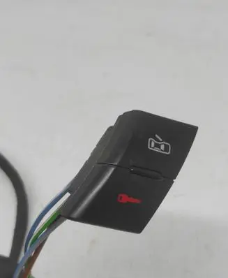 Audi A6 S6 C5 4B Central locking switch button 4B1962107