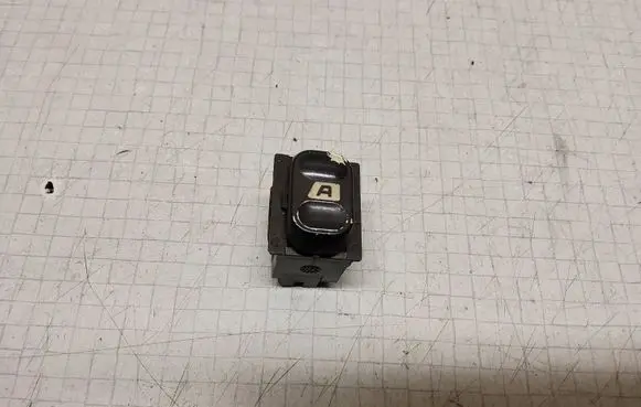Citroen Berlingo Electric window control switch