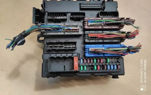 Cadillac BLS Fuse module 12769679