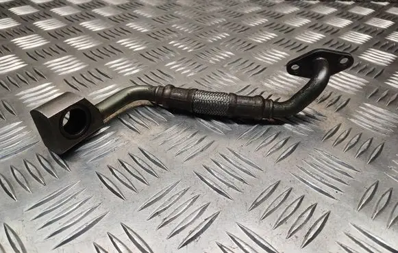 Audi A4 S4 B5 8D Turbo turbocharger oiling pipe/hose 028145736T