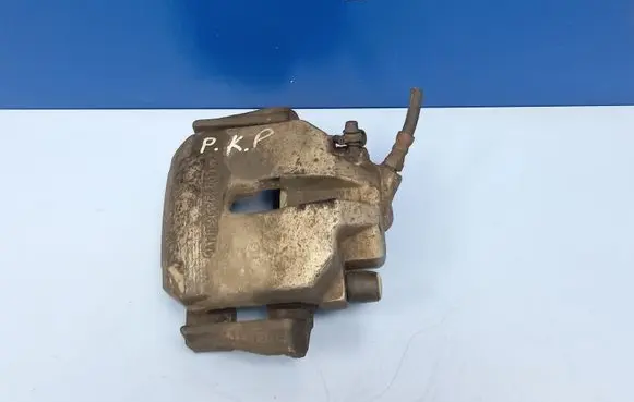 BMW 5 E39 Front brake caliper 6022296