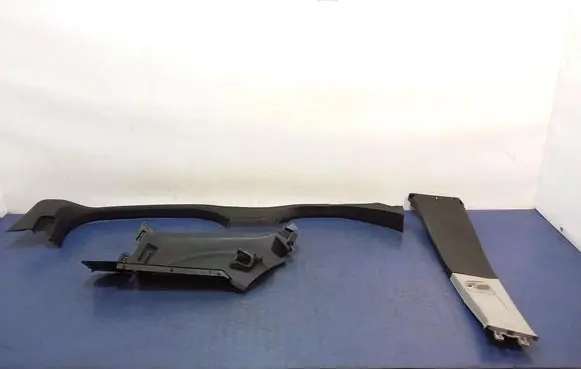 Opel Astra J Other sill/pillar trim element 