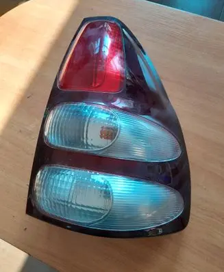 Toyota Land Cruiser (J120) Rear/tail lights