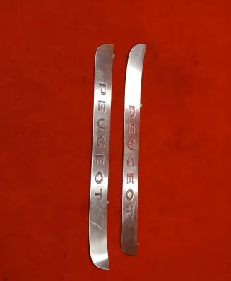 Peugeot 3008 I Front sill trim cover 9686484480 T84AVD S4210