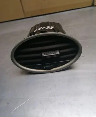 Ford Focus Dash center air vent grill 4M51A014L21AD
