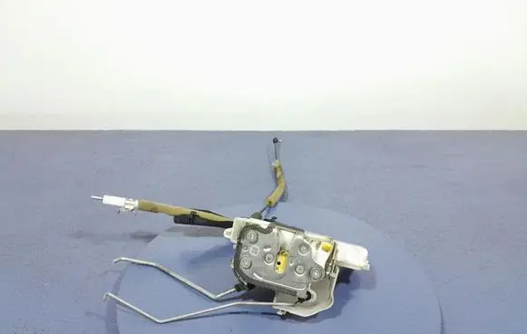 Honda Accord Front door lock