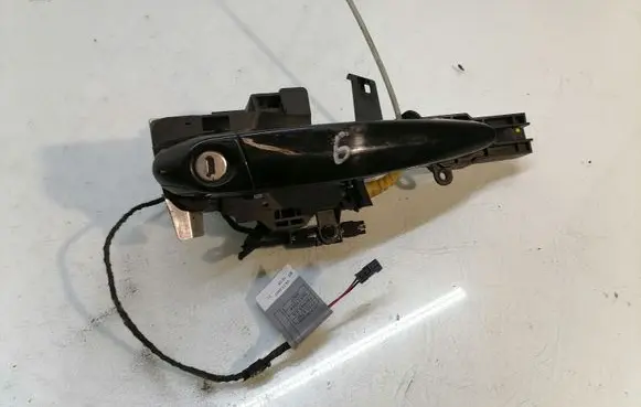 BMW 1 E81 E87 Front door exterior handle 14972610