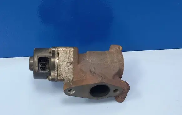 Nissan Primera EGR valve E374E304033 79676