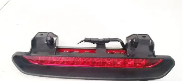 Chevrolet Orlando Third/center stoplight