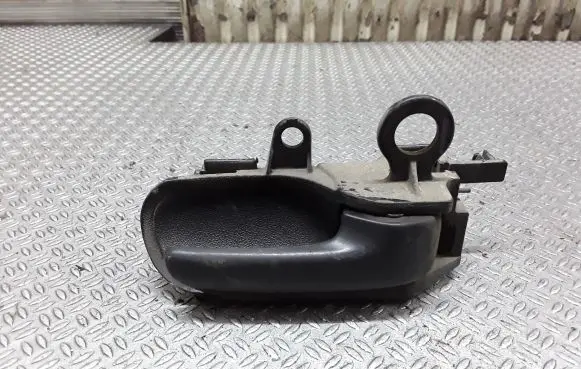 Toyota Yaris Rear door interior handle