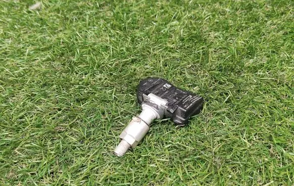 Volvo S60 Tire pressure sensor 8G921A159AE