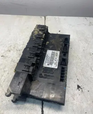 Mercedes-Benz E W211 Comfort/convenience module 2035450701 5DK00797420
