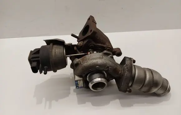 Audi A4 S4 B8 8K Turbo 53031013583 03L145702H