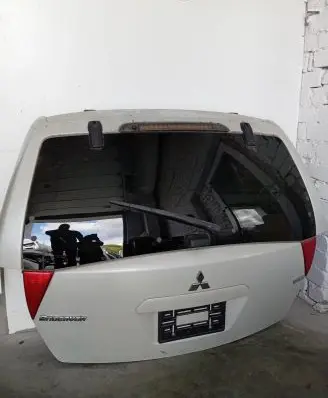 Mitsubishi Endeavor Tailgate/trunk/boot lid