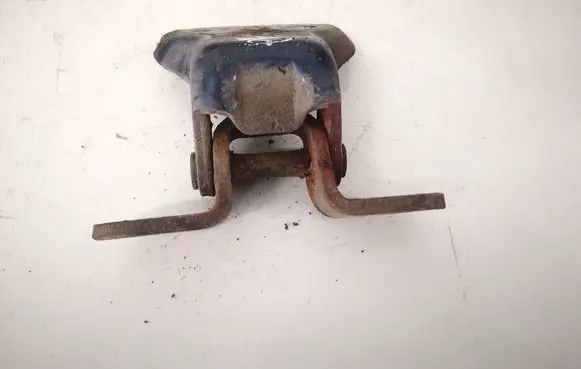Toyota Yaris Front door upper hinge 