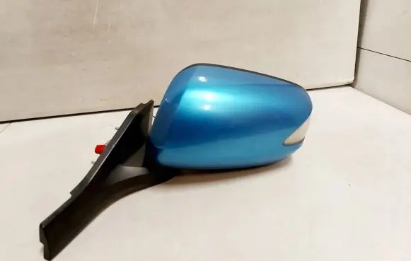 Honda Insight Front door electric wing mirror