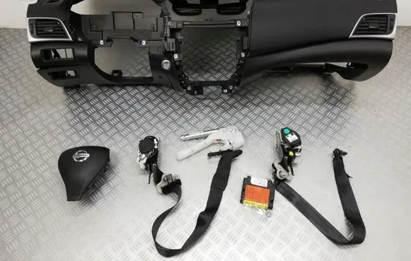 Nissan Pulsar Dashboard