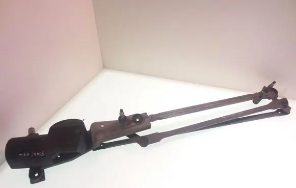 Ford Focus Front wiper linkage and motor 1395106486