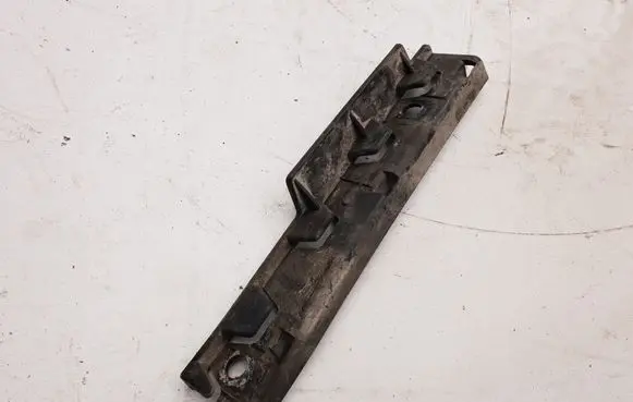 BMW 5 E60 E61 Front bumper mounting bracket 7066227 51777066227