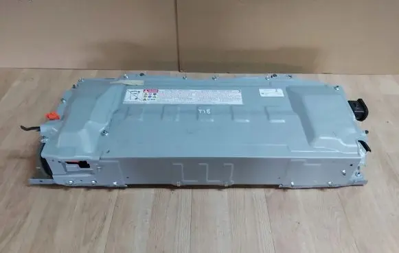 Toyota C-HR I Hybrid / electric car battery G9280-47150