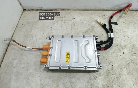 Voltage converter inverter