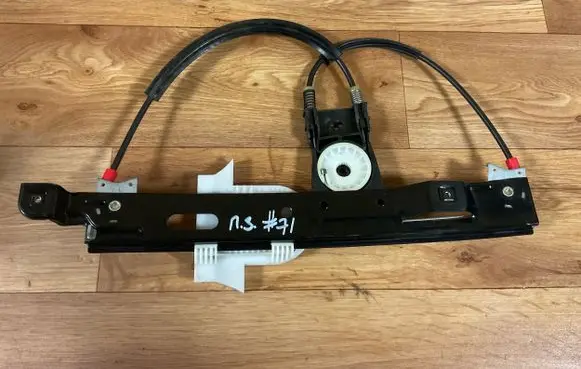 Ford Mondeo MK IV Rear window lifting mechanism without motor 7S71A27000 1210N