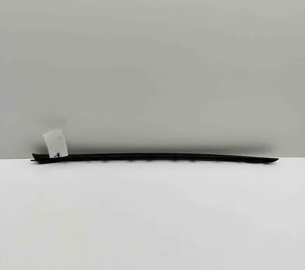 BMW 3 G20 G21 Door glass trim 7427874