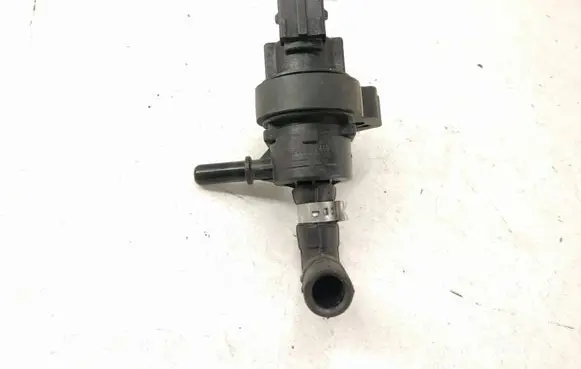 Mercedes-Benz ML W164 Sensor 2124702793 A2124702793
