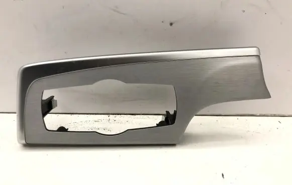 BMW 5 F10 F11 Dashboard glove box trim 9166932