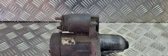 Subaru Forester SF Starter motor