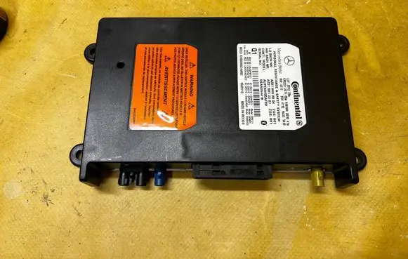 Mercedes-Benz GL X166 Other control units/modules A2319000904