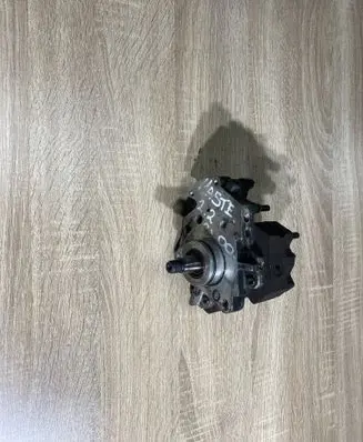Renault Master II Fuel injection high pressure pump 8200041766 0445010033