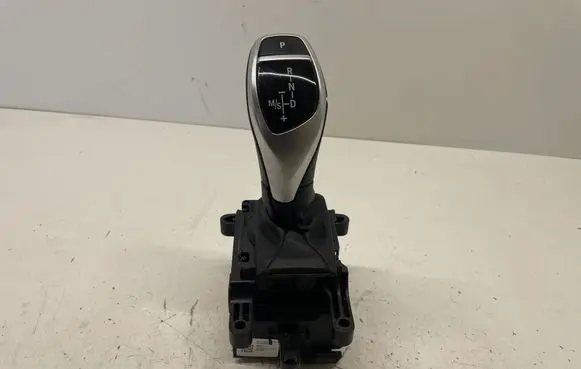 BMW 5 F10 F11 Gear shifter/selector 9296907