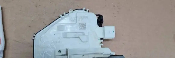 Audi S5 F5 Rear door lock 4G0839016N 8PIN
