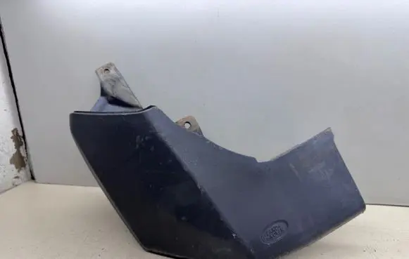 Land Rover Discovery 3 - LR3 Rear mudguard CAT000074