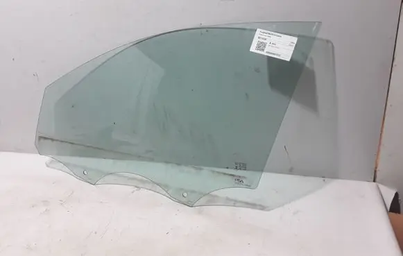 Peugeot 208 Front door window glass four-door 9837167480