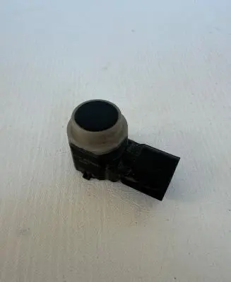 Renault Trafic III (X82) Parking PDC sensor 284429097R 1807160703 303957