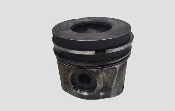 Ford Mondeo MK IV Piston