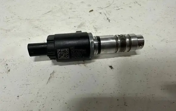 Seat Leon (5F) Camshaft position sensor 304e906455ac 210717090644 13152530A
