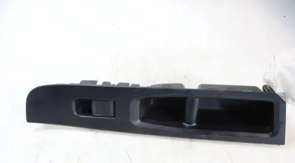 Toyota Yaris XP210 Electric window control switch