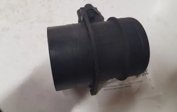 Audi A3 S3 8P Mass air flow meter 0281002461