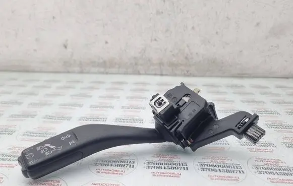 Volkswagen Touran I Indicator stalk 1K0953513G