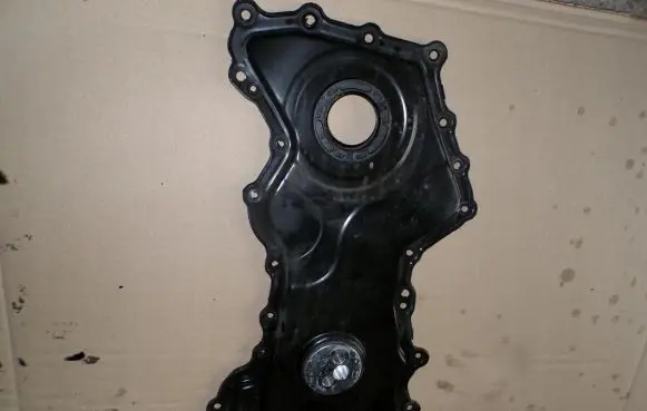 Opel Vivaro Timing belt guard (cover)