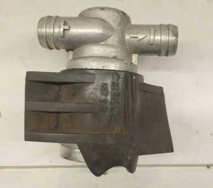 Mercedes-Benz 190 W201 Idle control valve (regulator) 0001412225 0280140510 1021410482