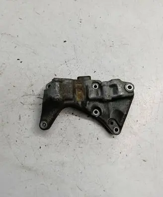 Volvo V40 Generator/alternator bracket 31430702
