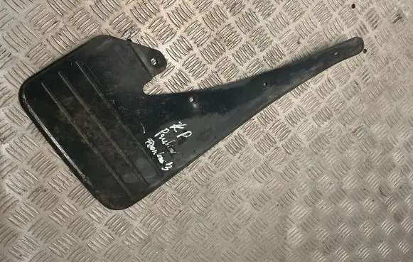 Opel Frontera B Front mudguard 