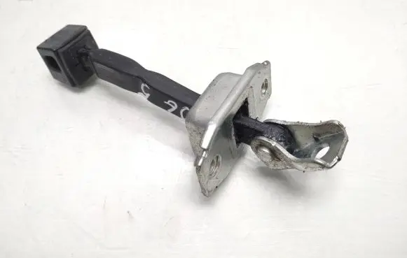 Mitsubishi ASX Rear door check strap stopper