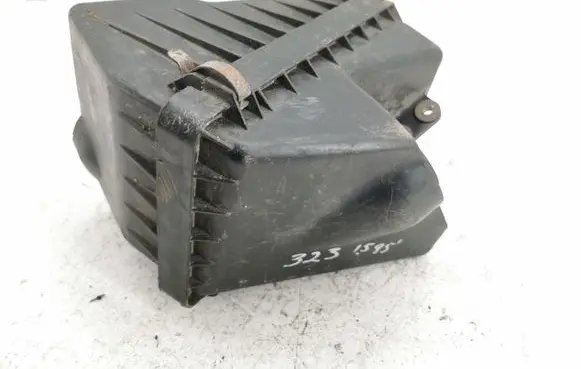 Mazda 323 Air filter box B595
