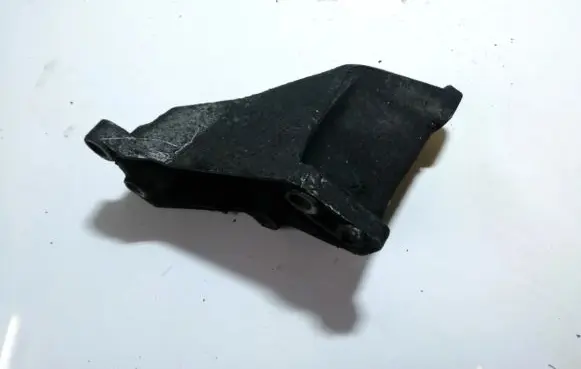 Audi A6 S6 C5 4B Engine mounting bracket 8d0199307l